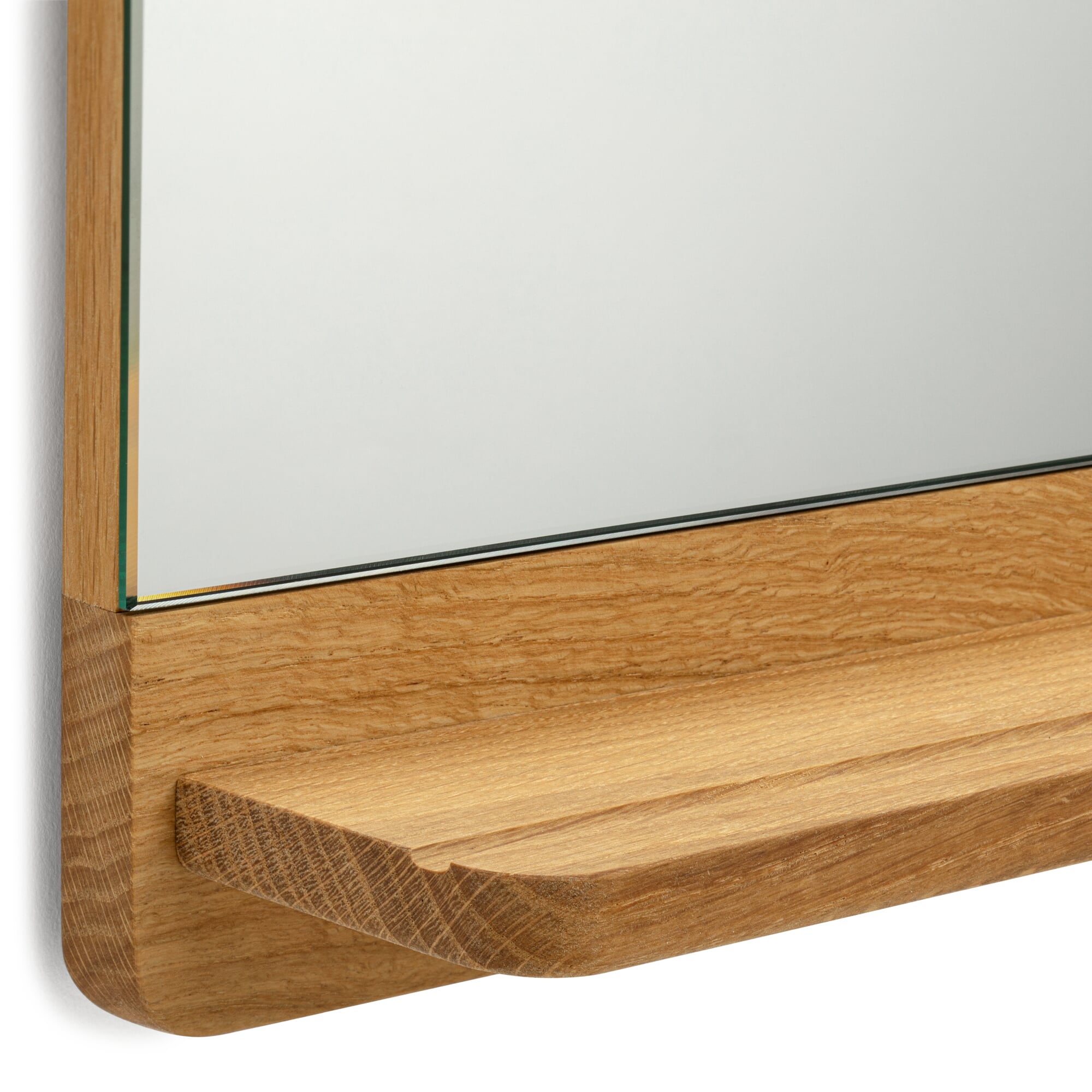 wall-mirror-oak-wood.jpg{preset}